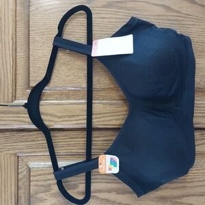 Warners NWT Easy Does It Wire-Free Bra Style-RM3911a Size 3X Black Lightly Lined